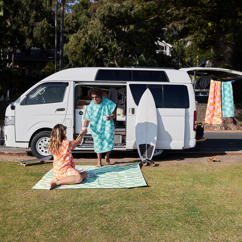 dock and bay picnic blanket