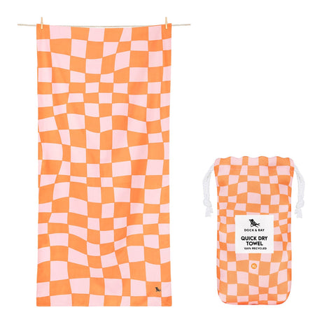 Dock & Bay Quick Dry Towel - Groovy Check - GRS Certified - Outlet